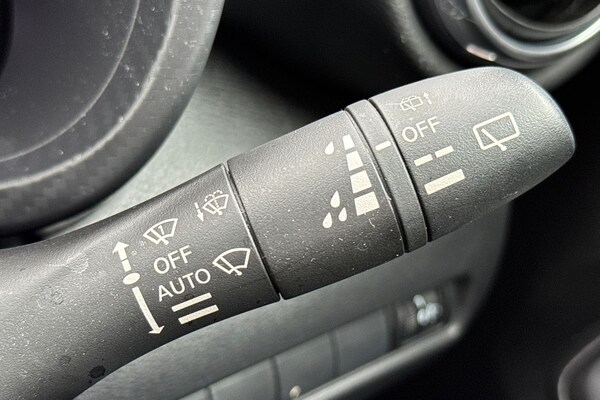 Used Nissan Juke 2023 for sale - 75318309: Photo 28