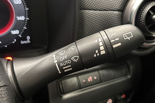 Used Nissan Juke 2024 for sale - 74963153: Photo 35