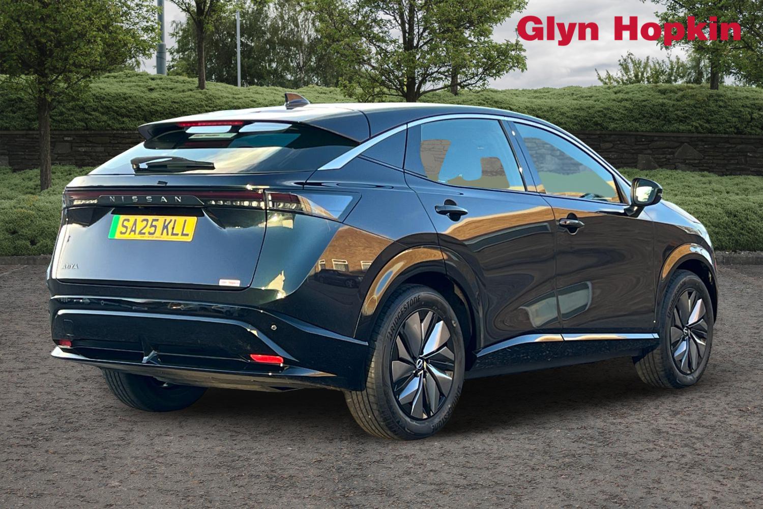 Used Nissan ARIYA 2025 for sale - 76640137: Photo 3