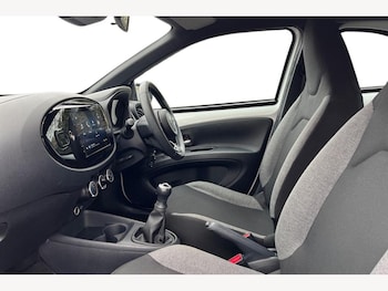 Used Toyota Aygo X 2024 for sale - 77941888: Photo