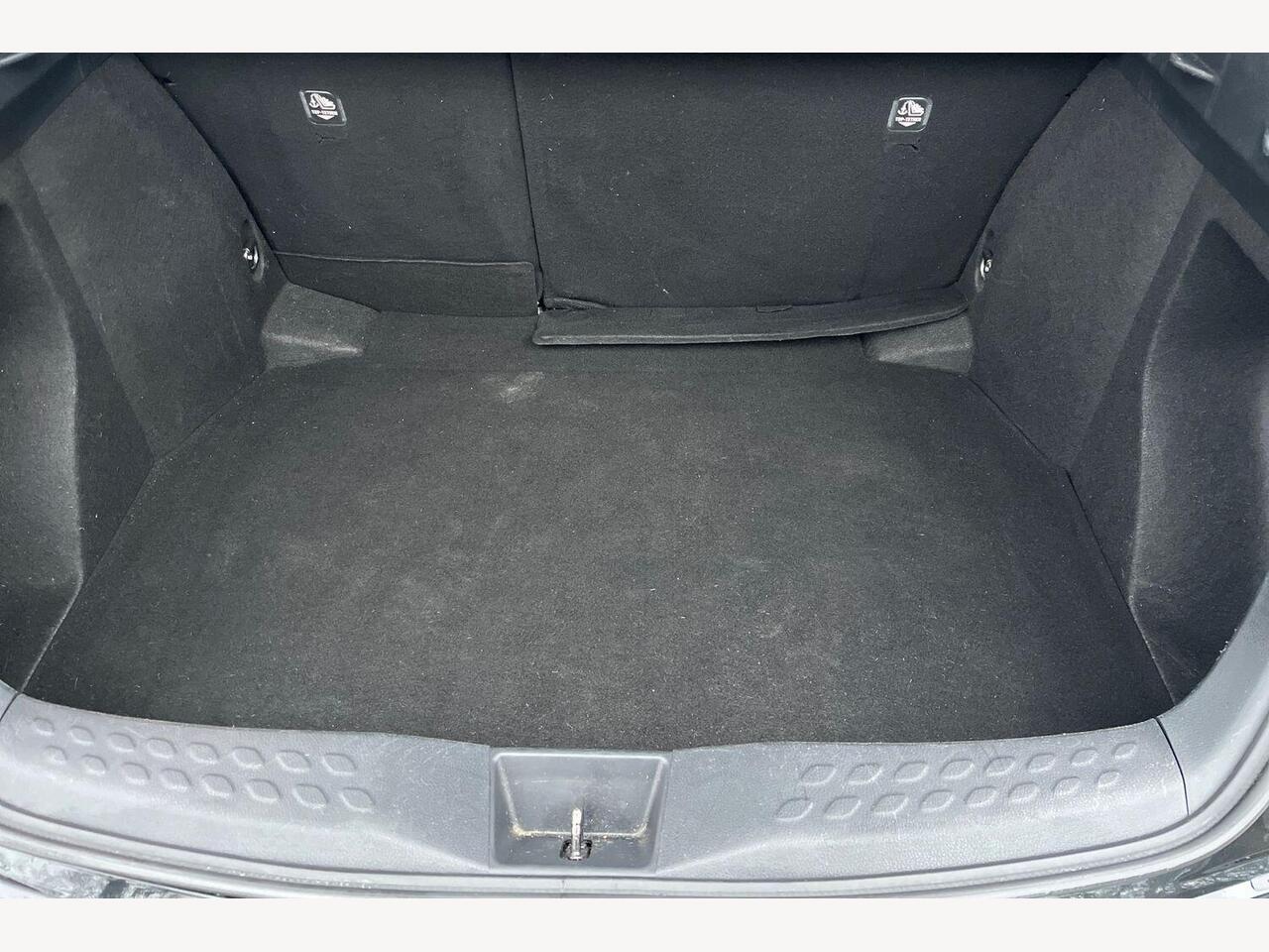 Used Toyota C-HR 2018 for sale - 76927657: Photo 10