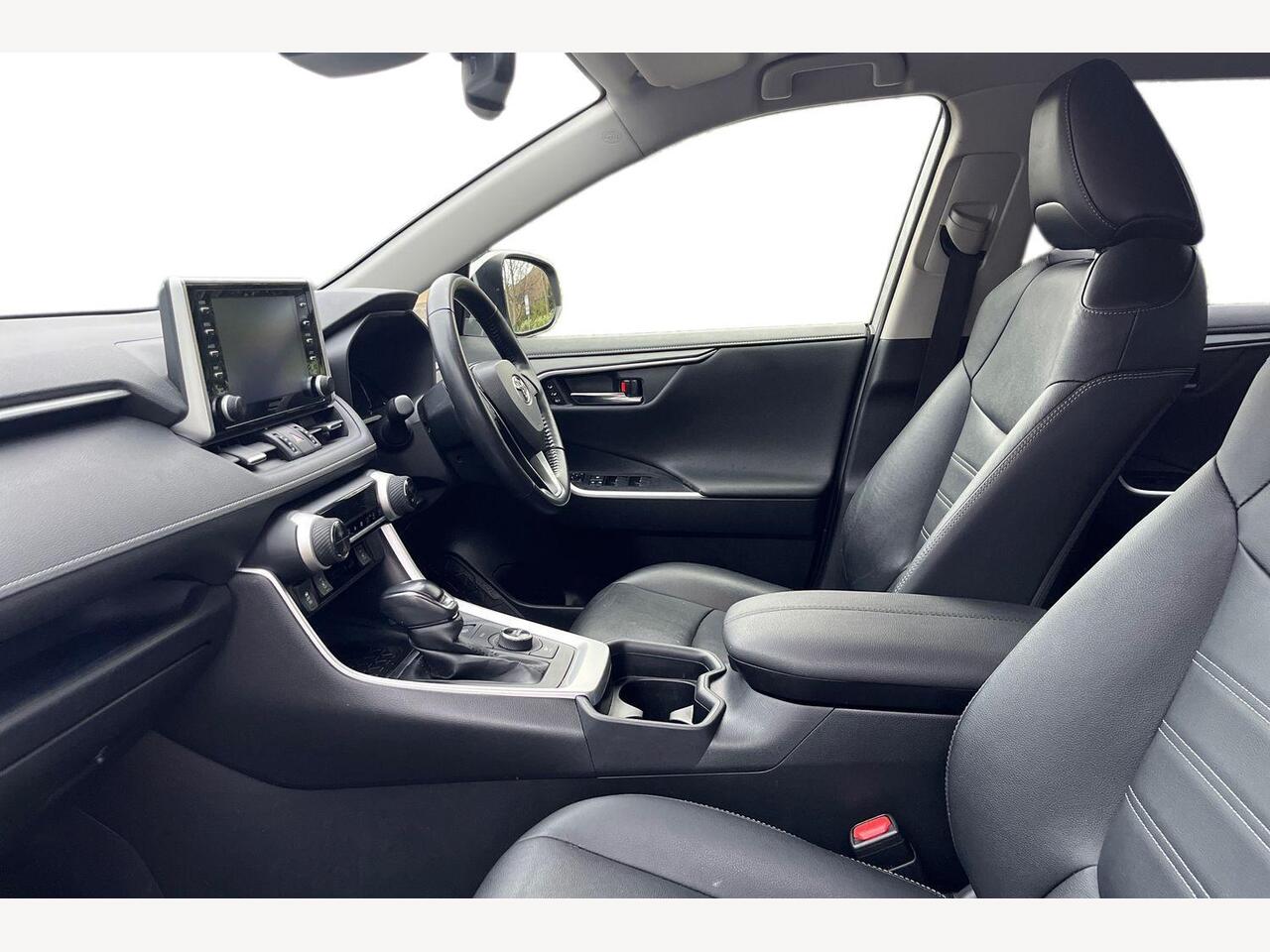 Used Toyota RAV4 2021 for sale - 77177841: Photo 2