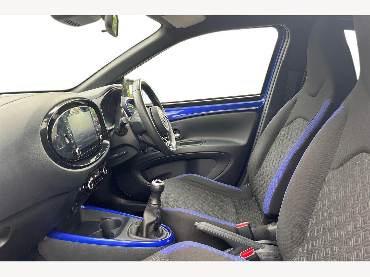 Used Toyota Aygo X 2022 for sale - 76674070: Photo 2