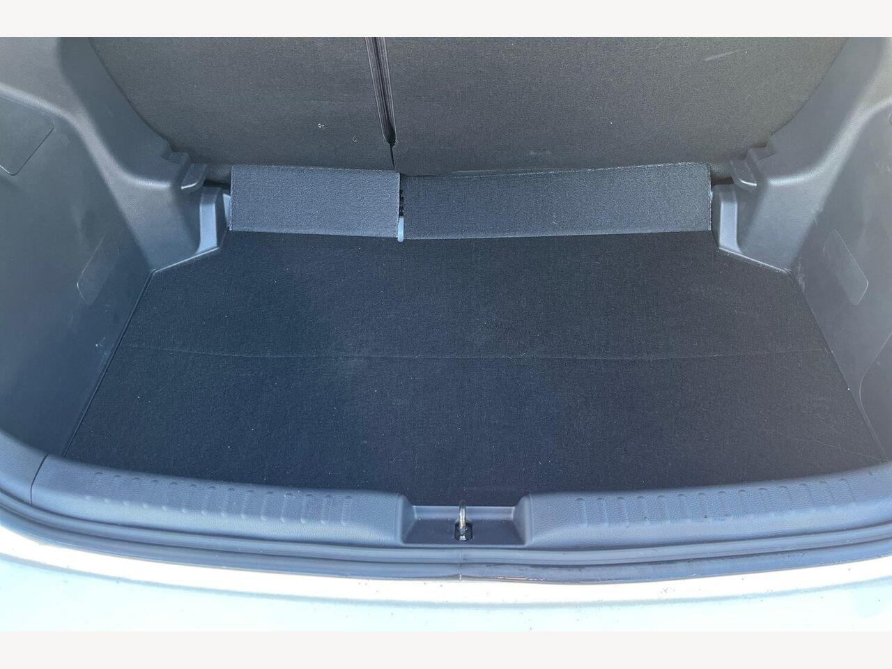 Used Toyota Yaris 2023 for sale - 77332812: Photo 10