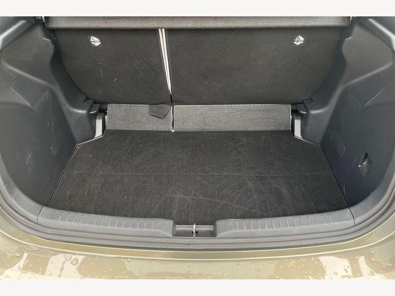 Used Toyota Yaris 2022 for sale - 76674290: Photo 10