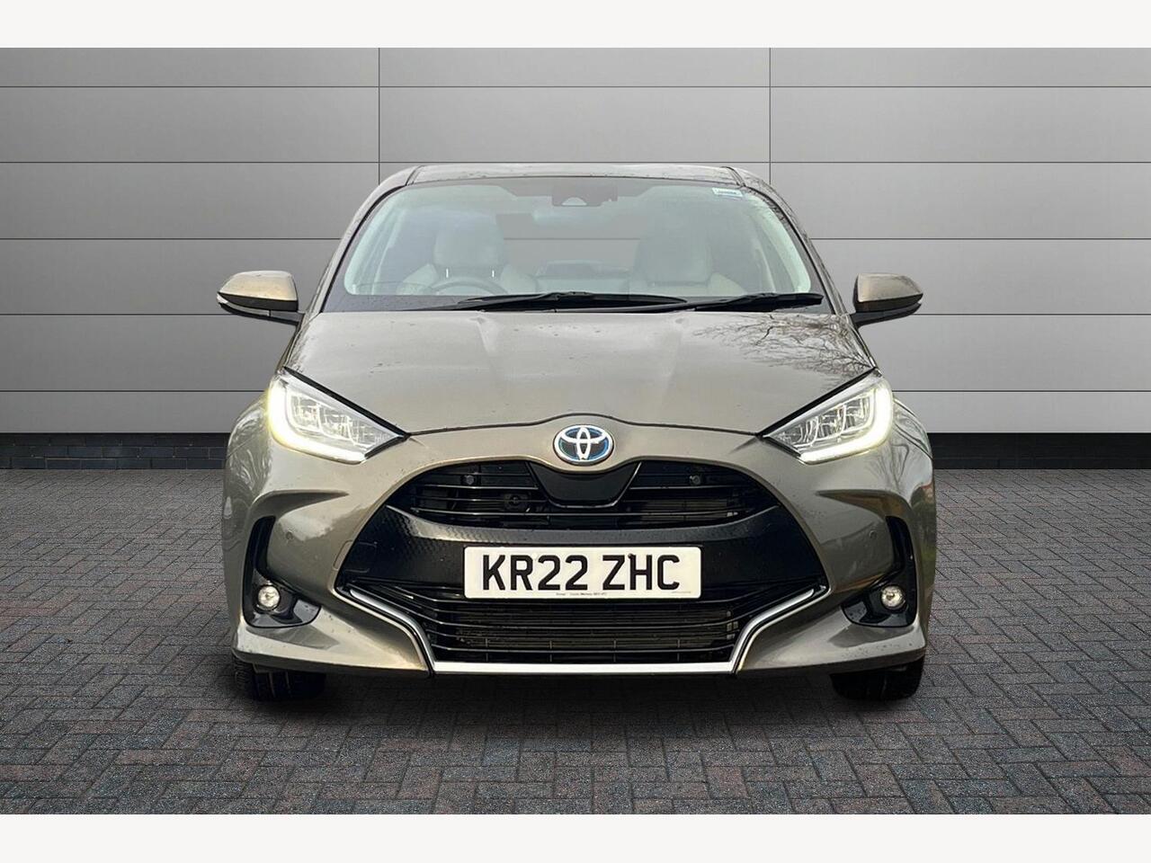 Used Toyota Yaris 2022 for sale - 76674290: Photo 8