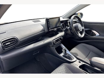 Used Toyota Yaris 2021 for sale - 78317557: Photo