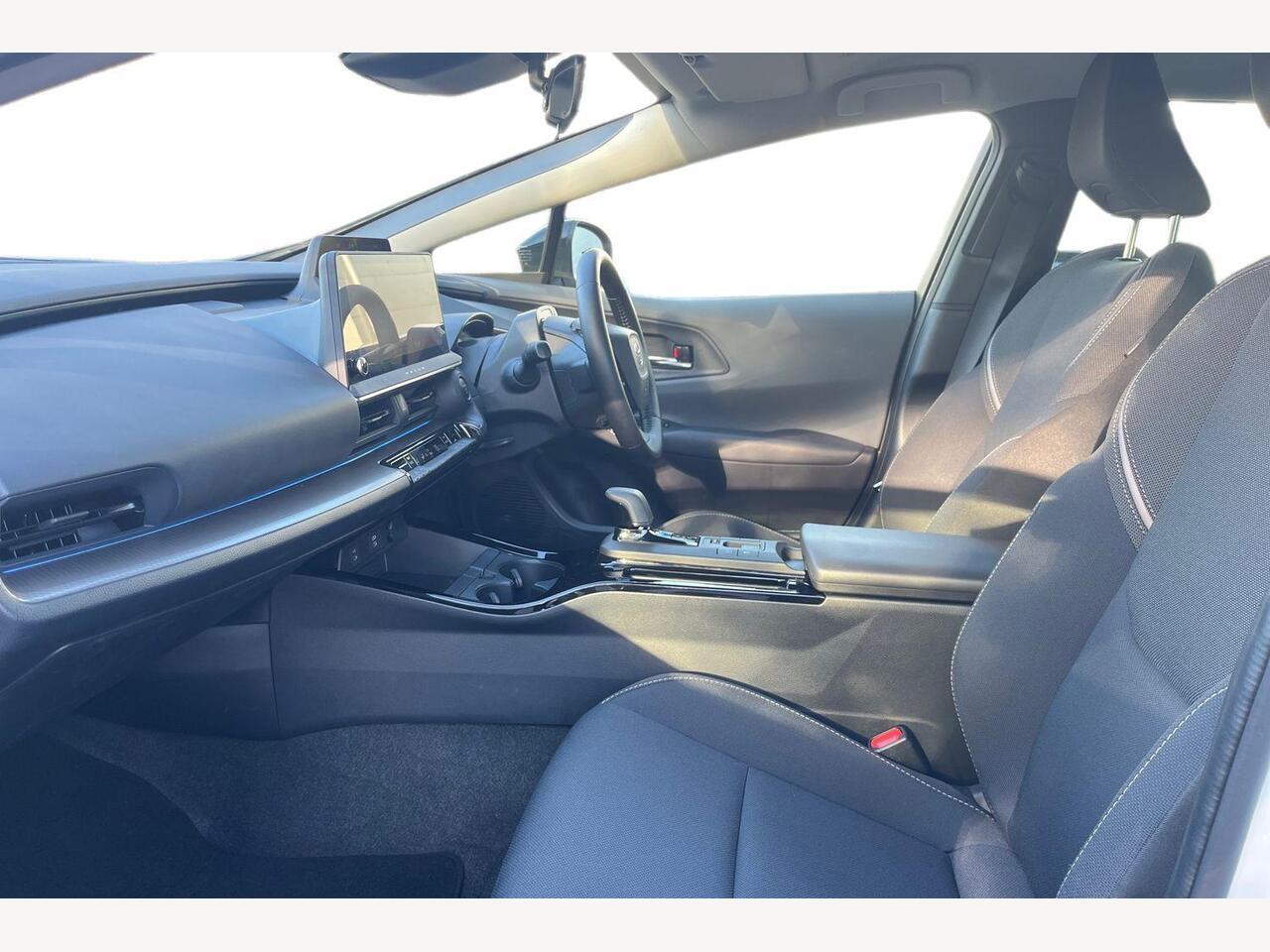 Used Toyota Prius 2025 for sale - 76679138: Photo 2