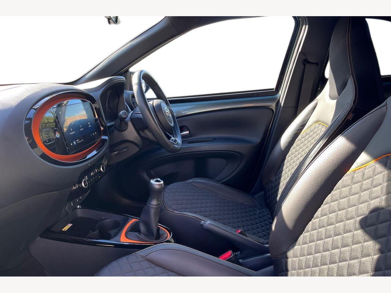 Used Toyota Aygo X 2022 for sale - 76787896: Photo 2