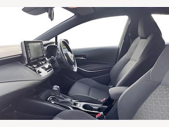 Used Toyota Corolla 2019 for sale - 76717024: Photo