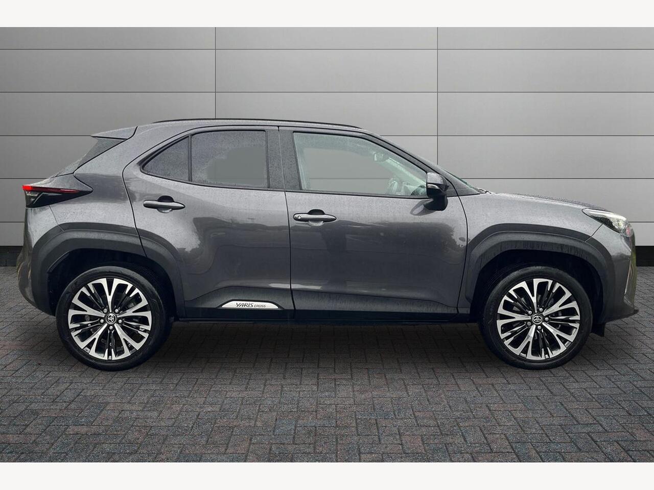 Used Toyota Yaris Cross 2023 for sale - 76676592: Photo 5