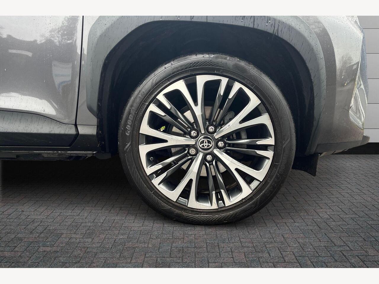 Used Toyota Yaris Cross 2023 for sale - 76676592: Photo 6