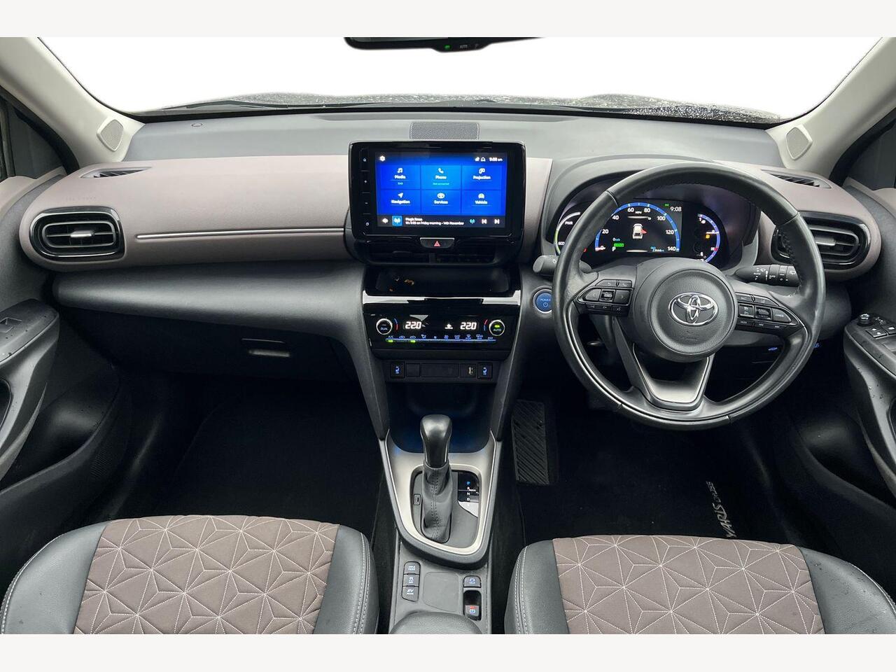 Used Toyota Yaris Cross 2023 for sale - 76676592: Photo 7