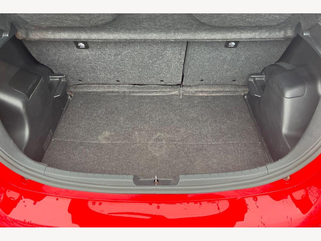 Used Toyota Yaris 2017 for sale - 77710797: Photo 10