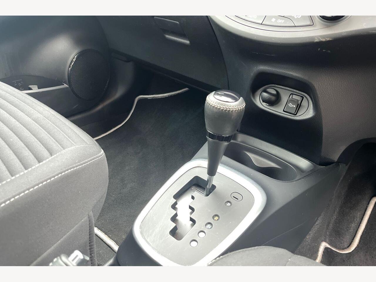 Used Toyota Yaris 2017 for sale - 77710797: Photo 9