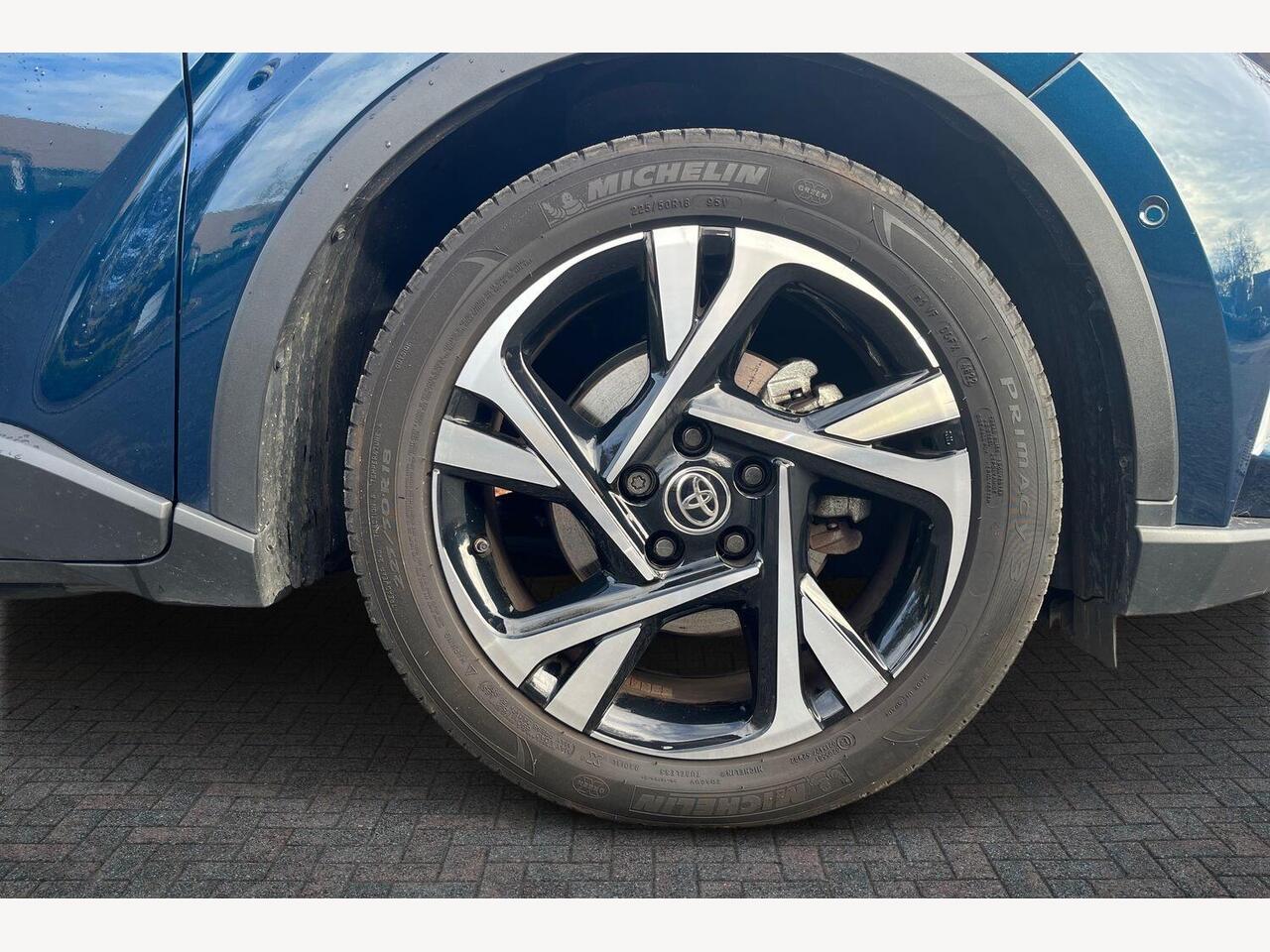 Used Toyota C-HR 2023 for sale - 76676086: Photo 6