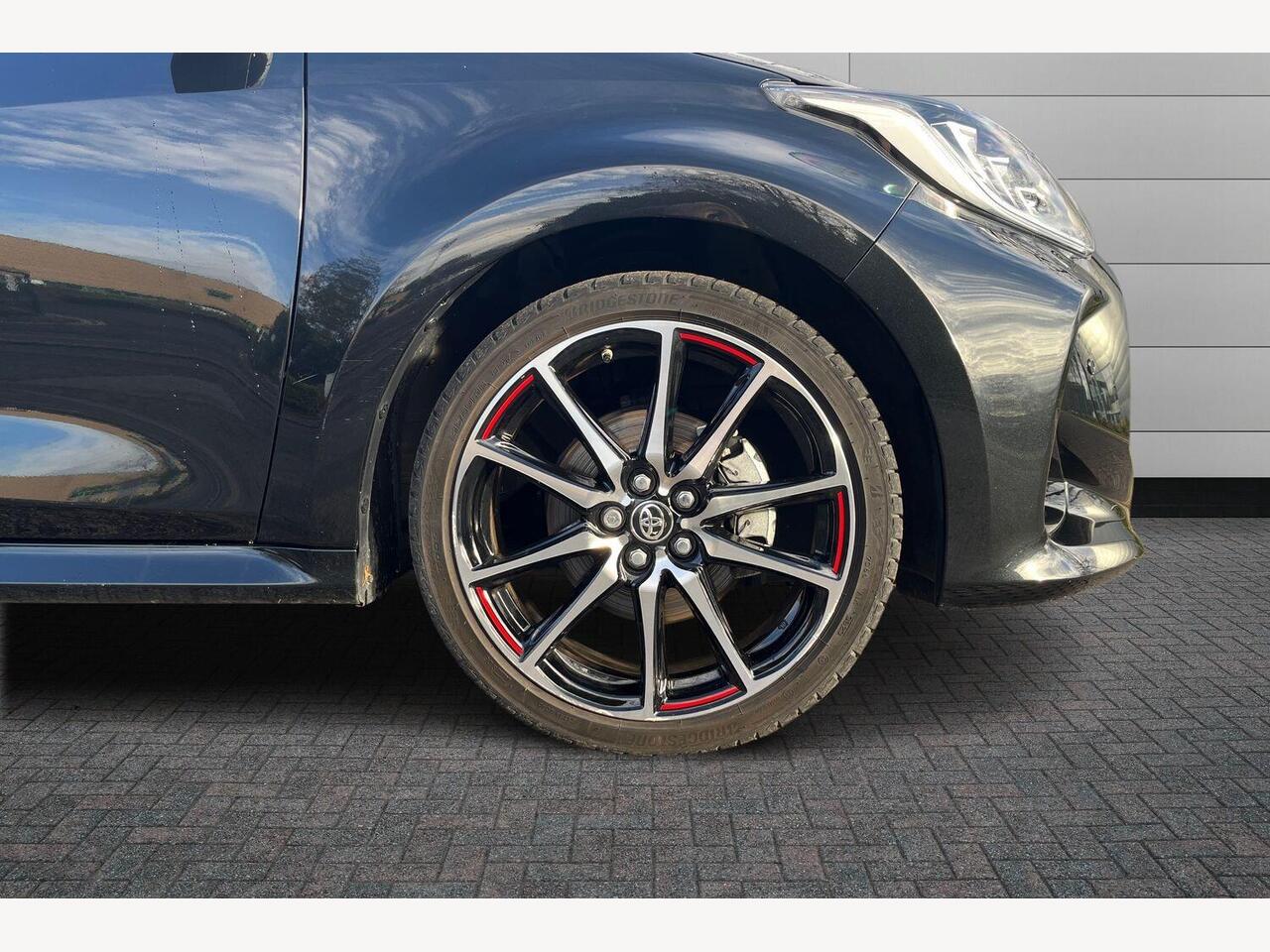 Used Toyota Yaris 2024 for sale - 76677447: Photo 6