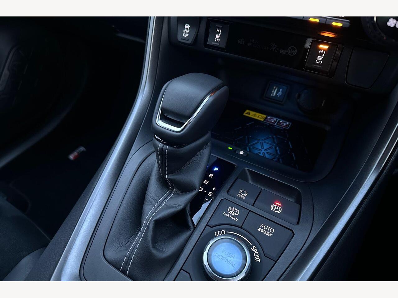 Used Toyota RAV4 2025 for sale - 77725569: Photo 9