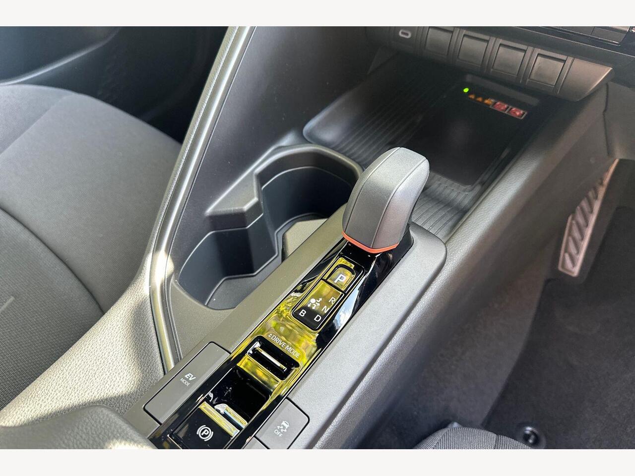 Used Toyota C-HR 2025 for sale - 76678200: Photo 9