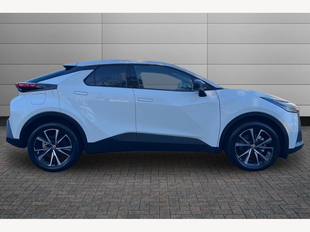 Used Toyota C-HR 2025 for sale - 77332871: Photo 5