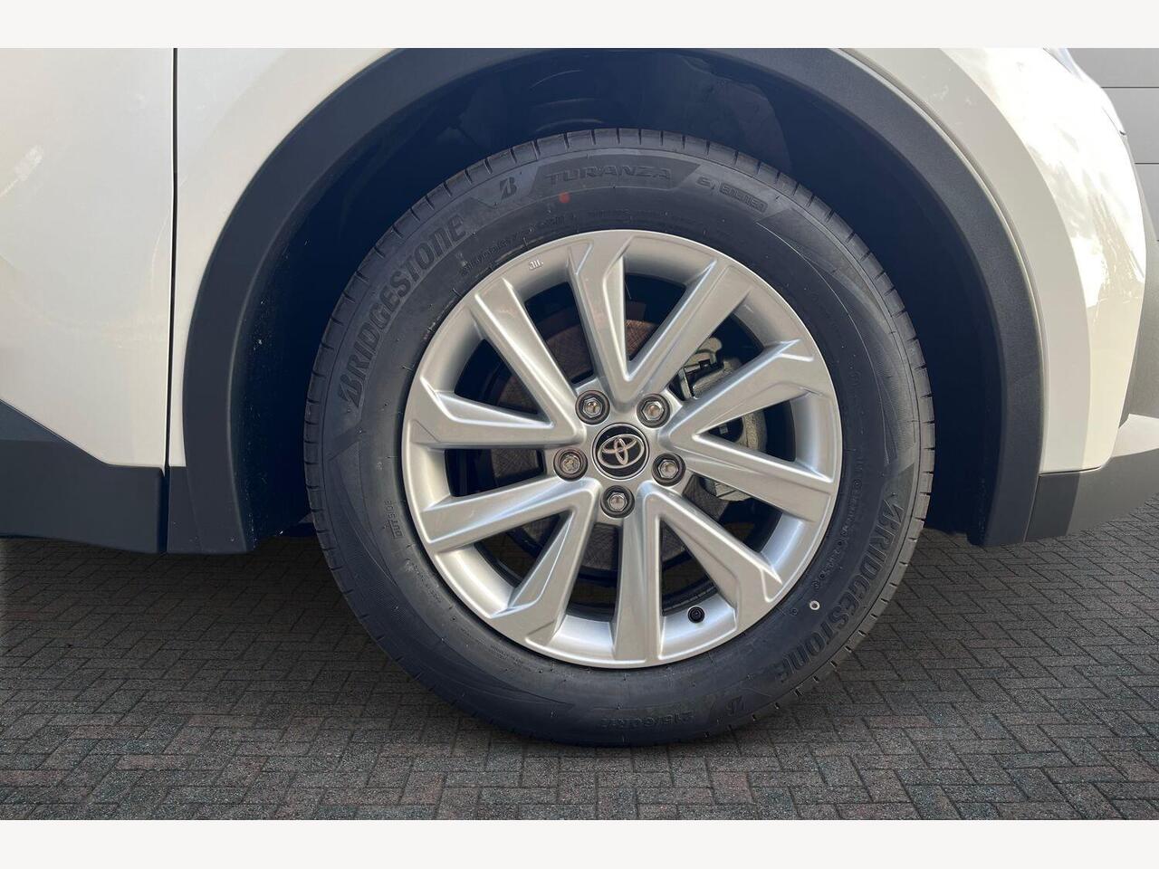 Used Toyota C-HR 2025 for sale - 76552012: Photo 6