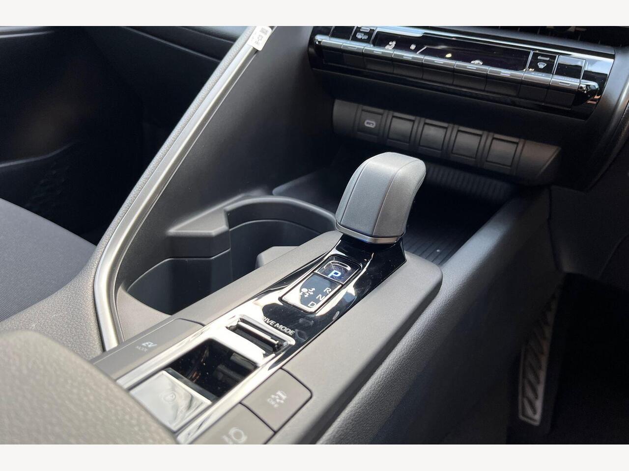 Used Toyota C-HR 2025 for sale - 76552012: Photo 9