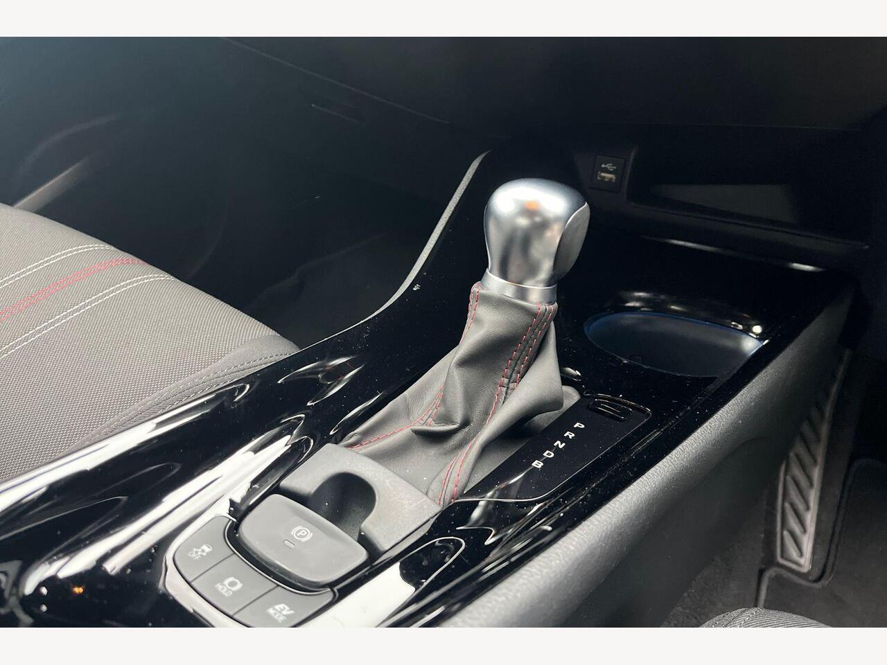 Used Toyota C-HR 2023 for sale - 76676606: Photo 9