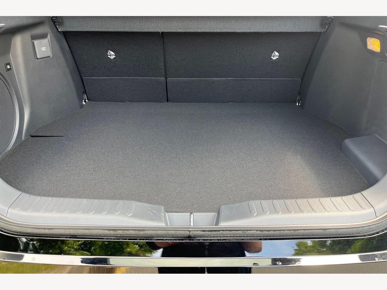 Used Toyota C-HR 2025 for sale - 76679711: Photo 10