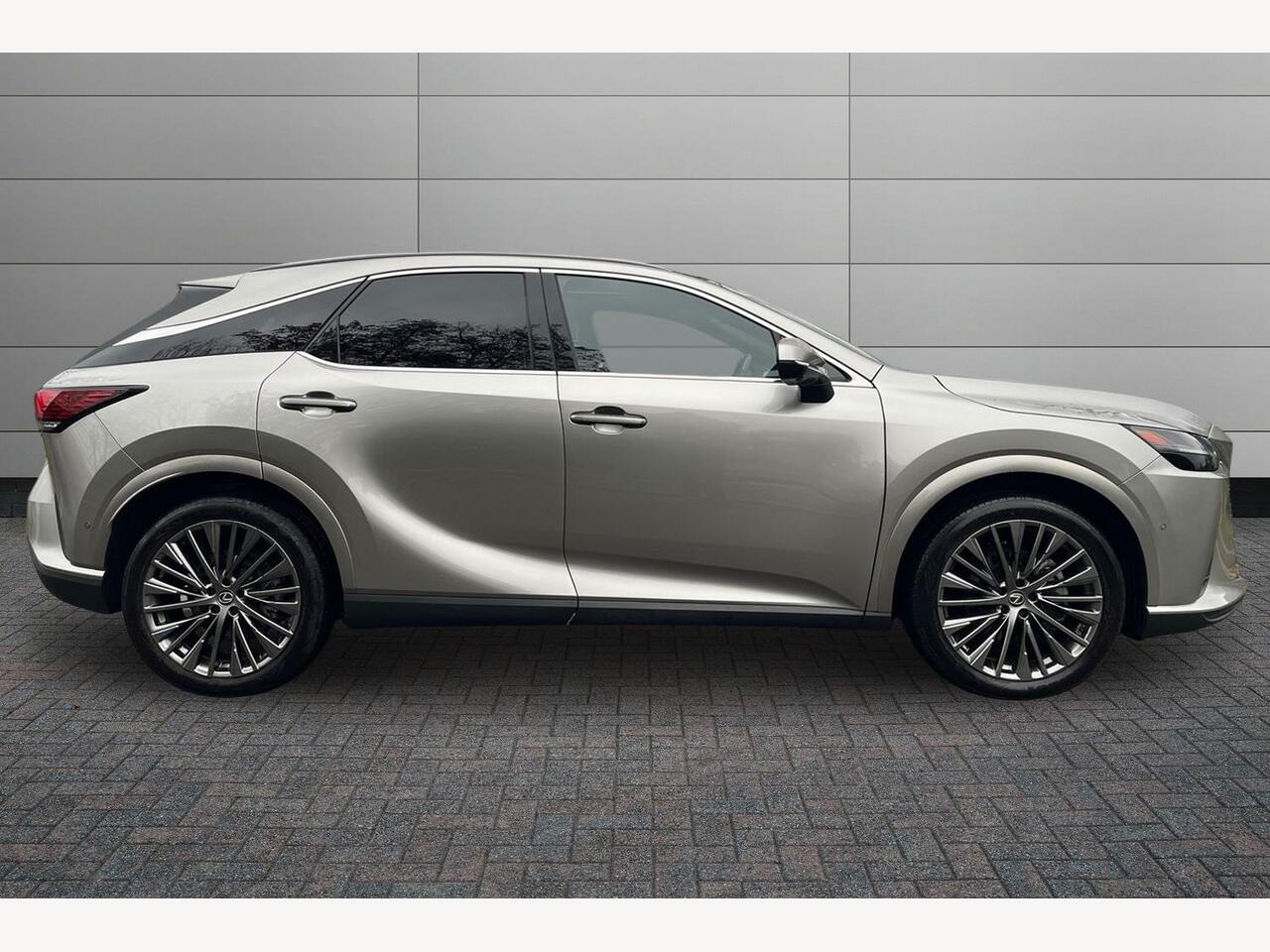 Used Lexus RX 2023 for sale - 77042648: Photo 6