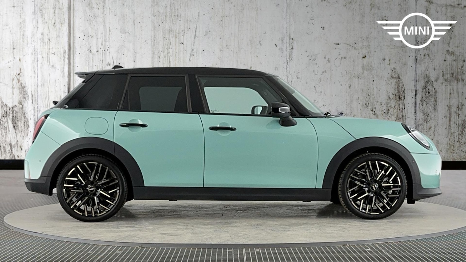 Used MINI Cooper 2024 for sale - 77497108: Photo 3