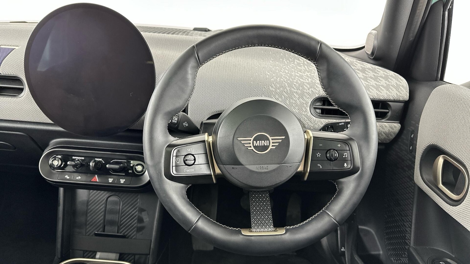 Used MINI Cooper 2024 for sale - 77497108: Photo 5