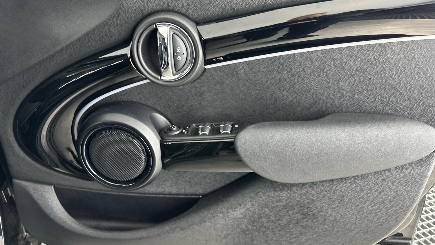 Used MINI Hatch 2022 for sale - 76975781: Photo 20