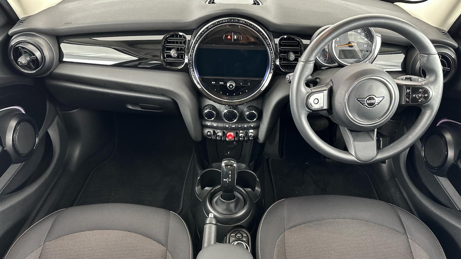 Used MINI Hatch 2022 for sale - 76975781: Photo 4