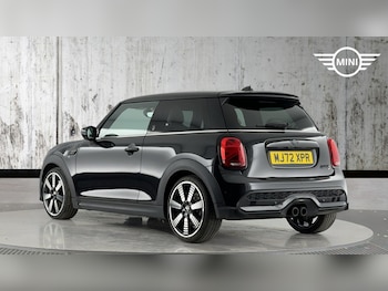 Used MINI Hatch 2022 for sale - 76760329: Photo