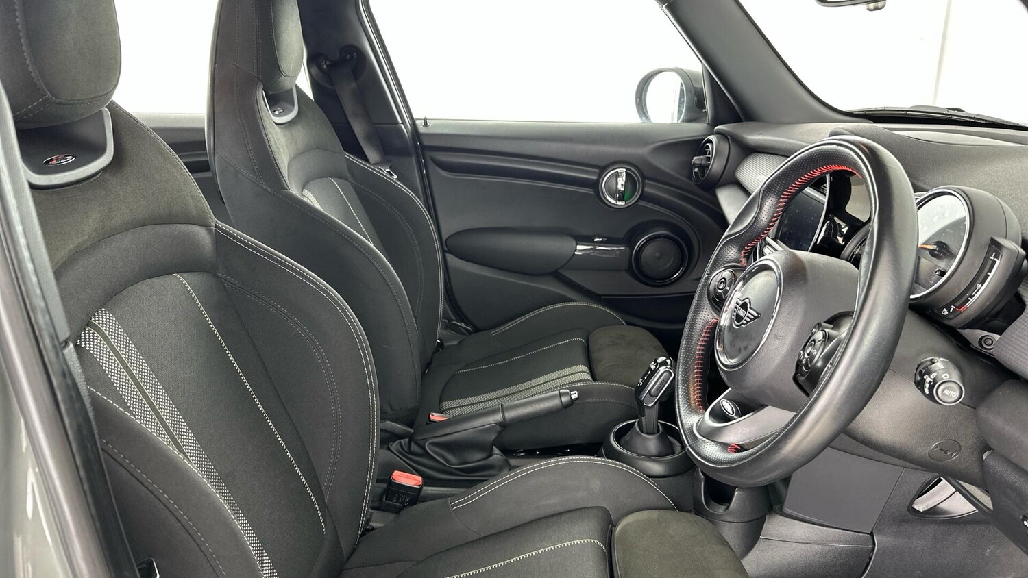 Used MINI Hatch 2020 for sale - 76965128: Photo 11