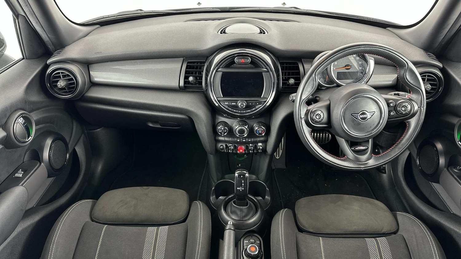 Used MINI Hatch 2020 for sale - 76965128: Photo 4