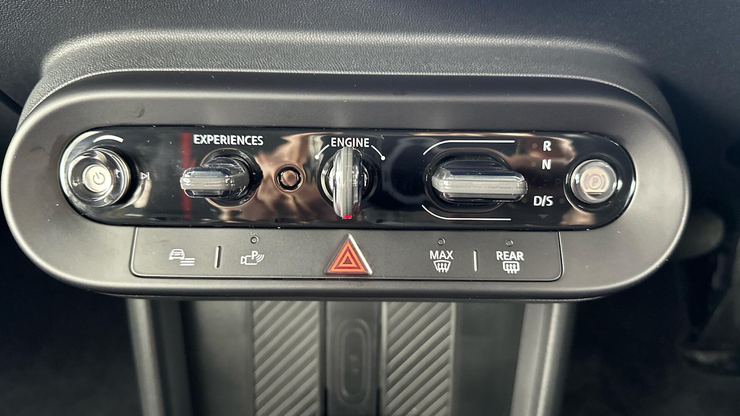 Used MINI Hatch 2025 for sale - 76965575: Photo 10