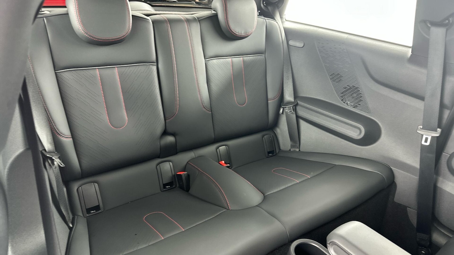 Used MINI Hatch 2025 for sale - 76965575: Photo 12