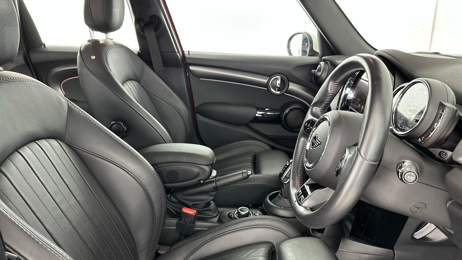 Used MINI Hatch 2022 for sale - 76760278: Photo 11