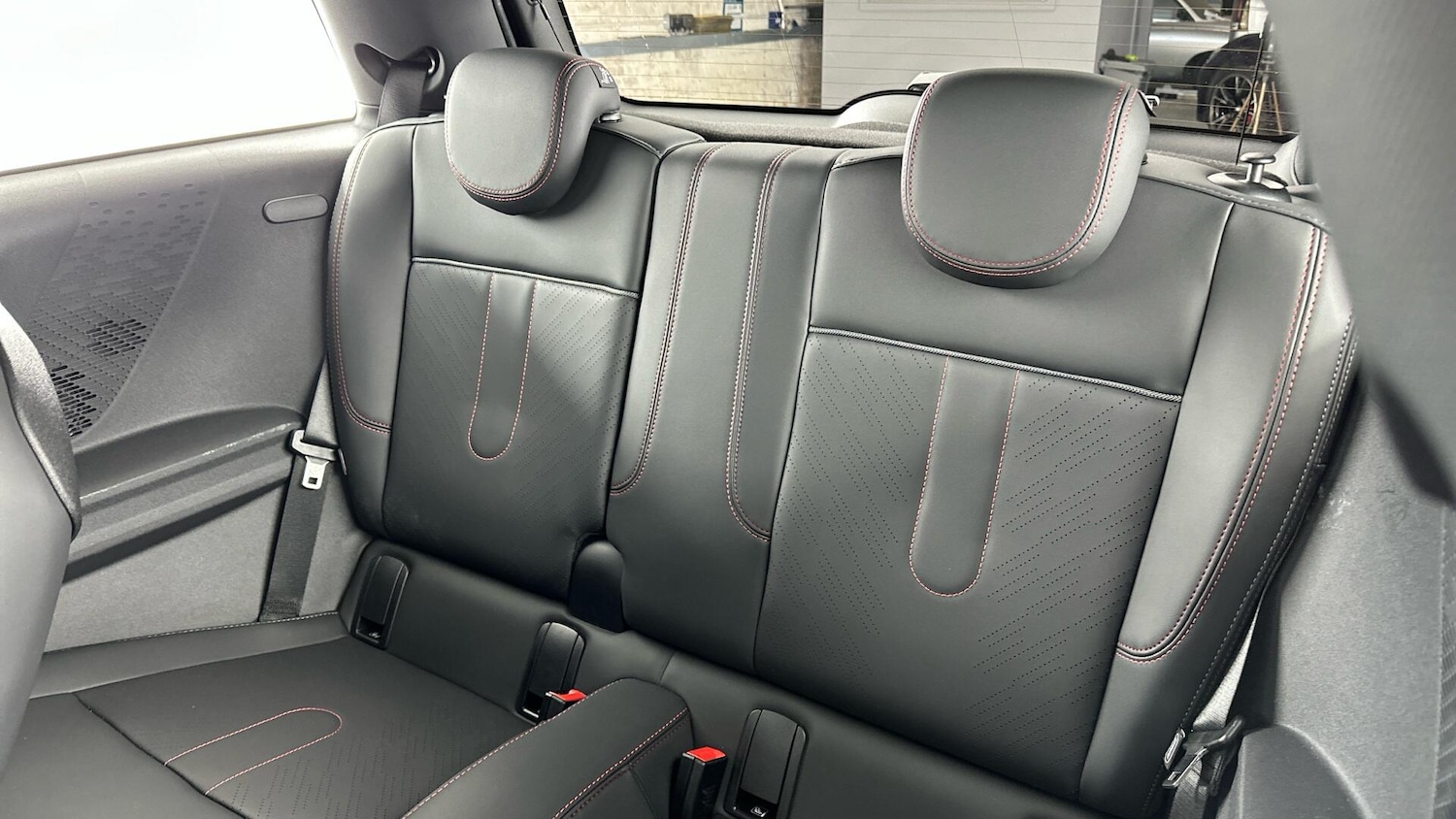 Used MINI Cooper 2025 for sale - 76760493: Photo 12