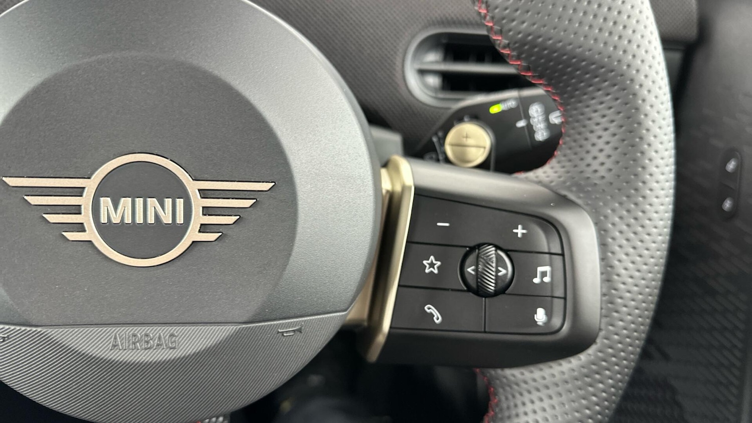 Used MINI Cooper 2025 for sale - 76760493: Photo 18