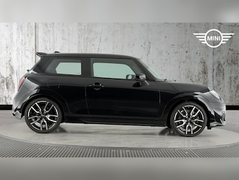 Used MINI Cooper 2025 for sale - 76760493: Photo