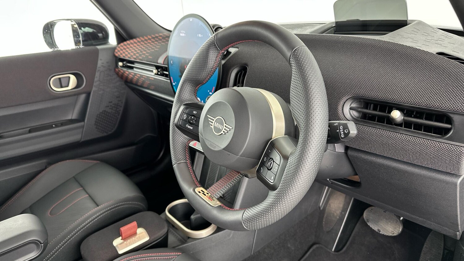 Used MINI Cooper 2025 for sale - 76760493: Photo 6