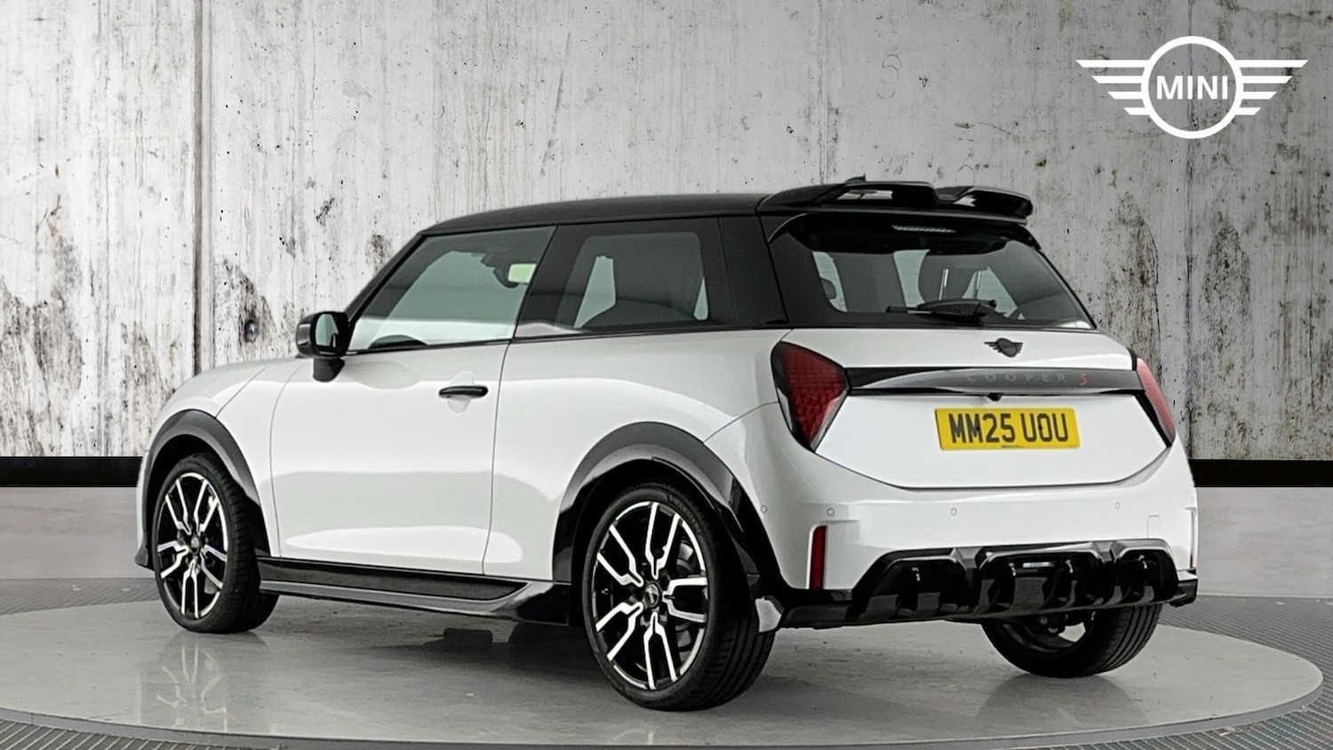 Used MINI Cooper 2025 for sale - 76760353: Photo 2