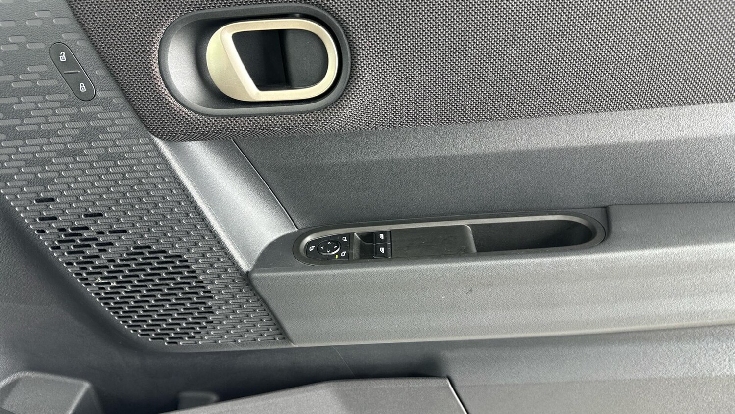 Used MINI Cooper 2025 for sale - 76760353: Photo 20