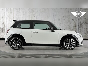 Used MINI Cooper 2025 for sale - 76760353: Photo