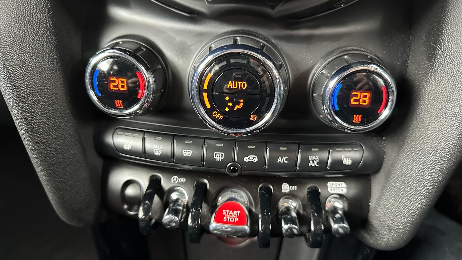 Used MINI Hatch 2022 for sale - 77411149: Photo 31