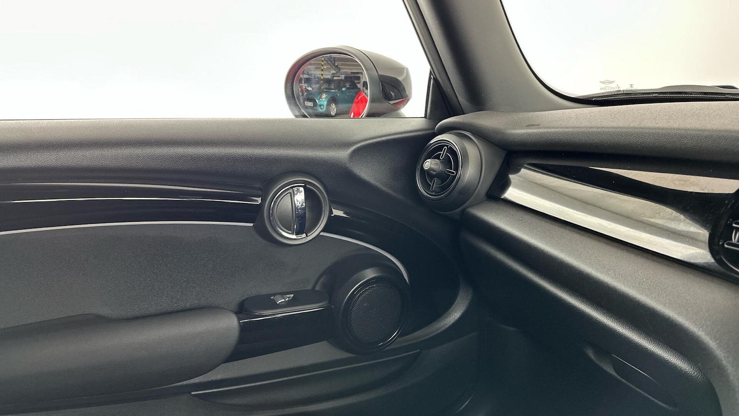 Used MINI Hatch 2022 for sale - 77411149: Photo 32