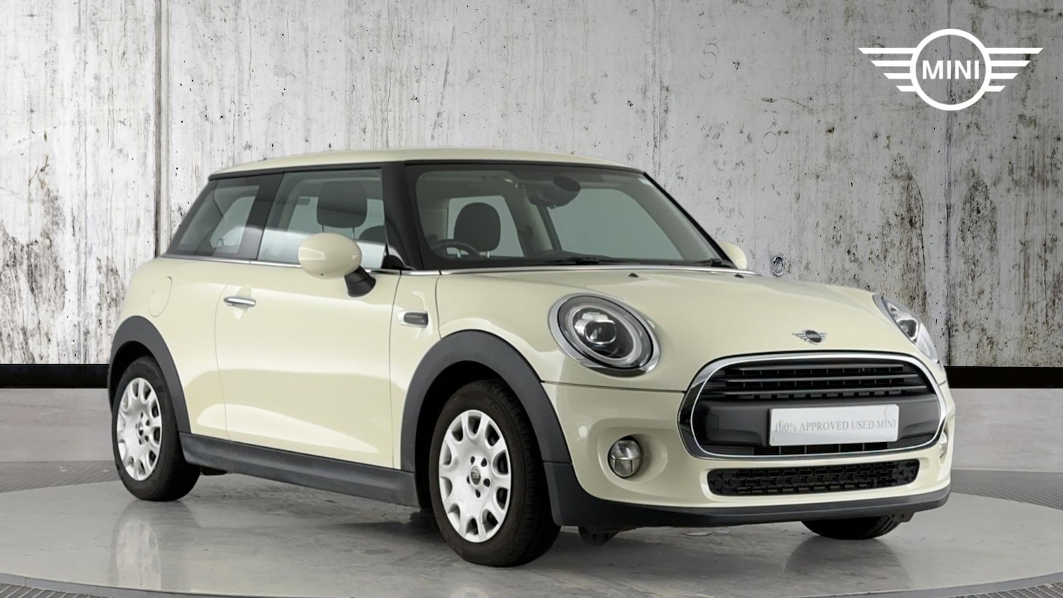 Used MINI Hatch 2019 for sale - 76760246: Photo 1