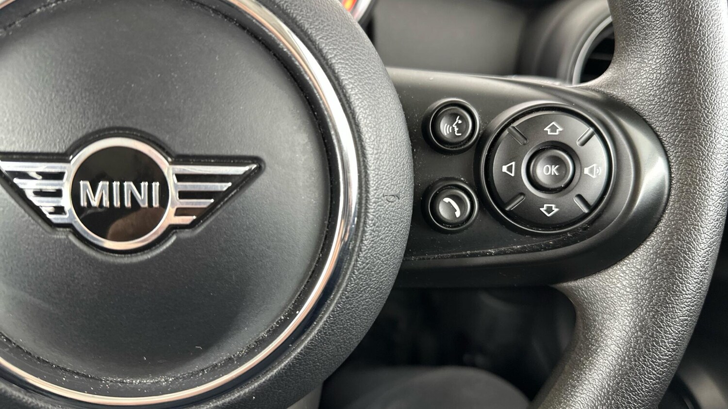 Used MINI Hatch 2019 for sale - 76760246: Photo 18